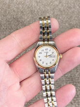 Load image into Gallery viewer, Women&#39;s Seiko Two Tone Day And Date Watch