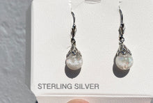 Laden Sie das Bild in den Galerie-Viewer, Silver Snow Globe Opal Dangle Earrings