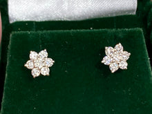 Laden Sie das Bild in den Galerie-Viewer, Diamond Gold Earrings