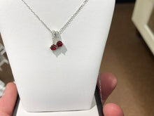 Laden Sie das Bild in den Galerie-Viewer, Garnet Colored Swarovski Zirconia Silver Pendant