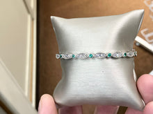 Charger l'image dans la galerie, Emerald And Natural Diamond White Gold Bangle Bracelet