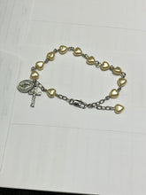 Cargar imagen en el visor de la galería, Synthetic Pearl Rosary Bracelet