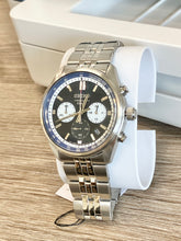 Cargar imagen en el visor de la galería, Seiko Chronograph Stainless Steel Watch With Date