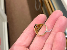 Cargar imagen en el visor de la galería, Sapphire And Diamond Gold Ring
