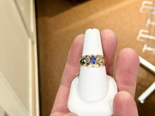 Cargar imagen en el visor de la galería, Tanzanite And Diamond Gold Ring