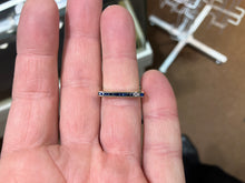 Cargar imagen en el visor de la galería, Sapphire And Diamond Gold Ring