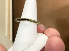Cargar imagen en el visor de la galería, Sapphire And Diamond Gold Ring