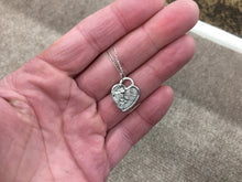 Charger l'image dans la galerie, Guardian Angel Silver Heart Pendant With Chain Religious
