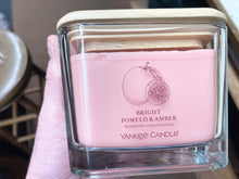 Laden Sie das Bild in den Galerie-Viewer, Bright Pomelo & Amber Yankee Candle