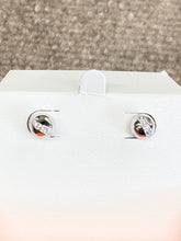 Laden Sie das Bild in den Galerie-Viewer, Cape Cod Cubic Zirconia Ball Earrings