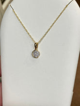 Cargar imagen en el visor de la galería, Gold Plated Lab Diamond Pendant