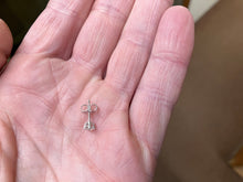 Charger l&#39;image dans la galerie, Natural Diamond Stud White Gold Earrings