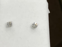 Charger l&#39;image dans la galerie, Natural Diamond Stud White Gold Earrings