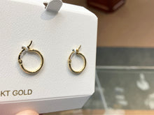 Cargar imagen en el visor de la galería, Gold Hoop Earrings