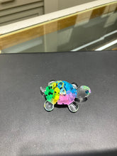 Charger l'image dans la galerie, Snow Cone Turtle Glass Figurine