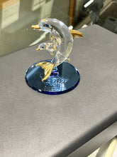 Load image into Gallery viewer, Dolphin With Baby Glass Figurine