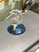 Load image into Gallery viewer, Dolphin With Baby Glass Figurine