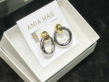 Laden Sie das Bild in den Galerie-Viewer, Two Tone Hoop Earrings