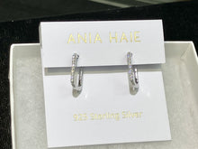 Laden Sie das Bild in den Galerie-Viewer, Glam Oval Hoop Earrings