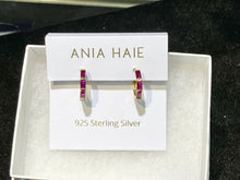 Cargar imagen en el visor de la galería, Gold Rosé Holiday Huggie Hoop Earrings