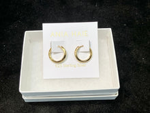 Load image into Gallery viewer, Gold Tube Small Huggie Hoop Earrings