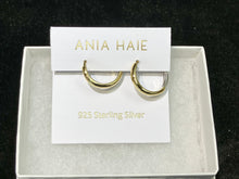Laden Sie das Bild in den Galerie-Viewer, Two Tone Hoop Earrings