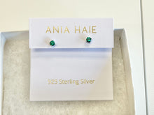 Charger l'image dans la galerie, Silver Green Stud Earrings