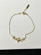 Cargar imagen en el visor de la galería, Gold Linked Star Bracelet