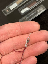 Laden Sie das Bild in den Galerie-Viewer, Aquamarine And Diamond White Gold Pendant