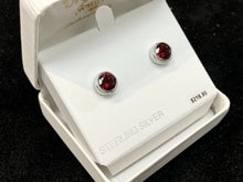 Load image into Gallery viewer, Natural Garnet Silver Earrings