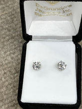 Cargar imagen en el visor de la galería, Lab Created Diamond Earrings 2 Carats