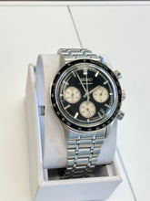 Cargar imagen en el visor de la galería, Seiko Essentials Chronograph Watch