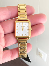 Load image into Gallery viewer, Seiko Gold Tone Watch Square Case Design