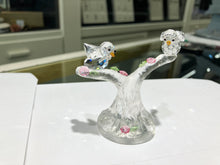 Load image into Gallery viewer, Songbirds Crystal Figurine
