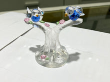 Cargar imagen en el visor de la galería, Blue Songbirds Crystal Figurine