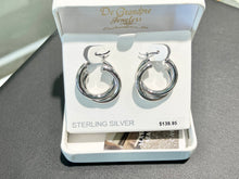 Laden Sie das Bild in den Galerie-Viewer, Silver Double Hoop Earrings