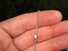 Charger l'image dans la galerie, Diamond Silver Cross Pendant