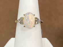 Laden Sie das Bild in den Galerie-Viewer, Ethiopian Opal And Diamond Gold Ring