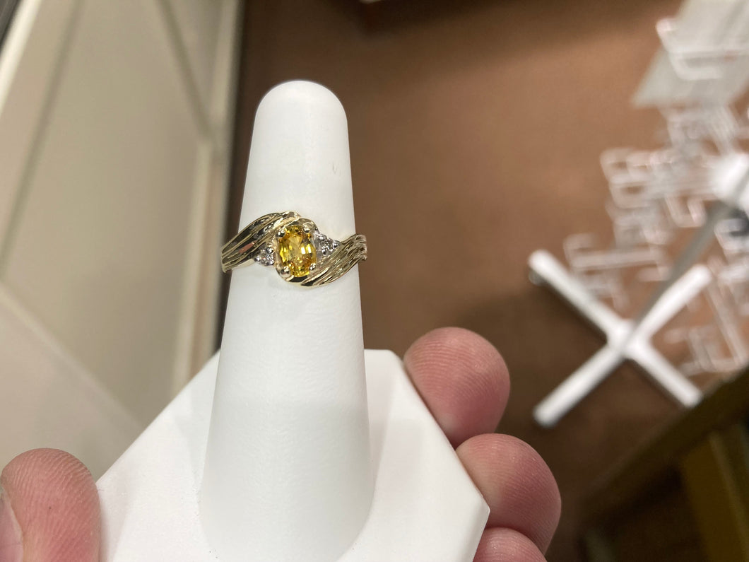 Golden Sapphire And Diamond Gold Ring