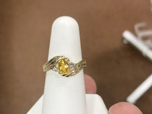 Cargar imagen en el visor de la galería, Golden Sapphire And Diamond Gold Ring