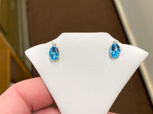 Cargar imagen en el visor de la galería, Topaz And Diamond Gold Earrings