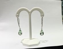 Charger l&#39;image dans la galerie, Green Amethyst And Diamond White Gold Dangle Earrings