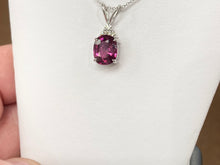 Cargar imagen en el visor de la galería, Pink Tourmaline And Diamond Pendant With Chain