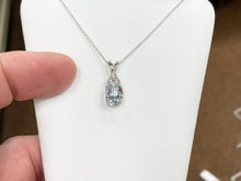 Cargar imagen en el visor de la galería, Aquamarine And Diamond White Gold Pendant With Chain