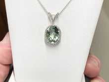 Charger l&#39;image dans la galerie, Green Amethyst And Diamond White Gold Necklace