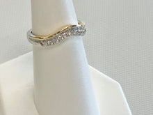 Cargar imagen en el visor de la galería, Natural Diamond Yellow And White Gold Curved Diamond Ring