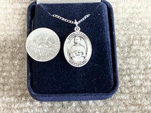 Cargar imagen en el visor de la galería, Saint Kateri Silver Pendant With 18 Inch Silver Curb Chain Religious