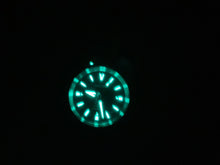 Cargar imagen en el visor de la galería, Seiko Prospex Sea Automatic Divers Watch