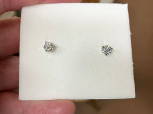 Lab Grown Diamond Stud Earrings 1.02 Carats