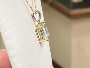 Aquamarine And Diamond Gold Pendant With Chain